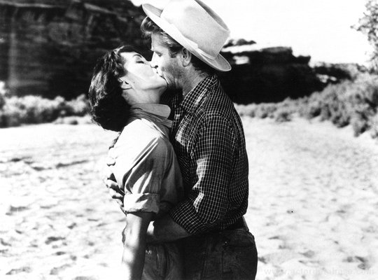 A romantic movie moment for Richard Basehart