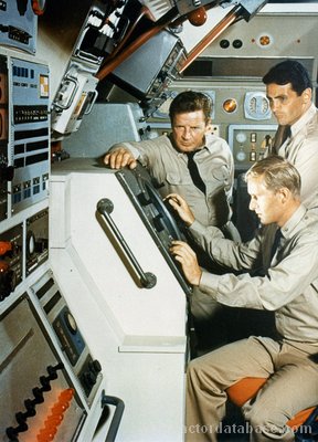 Richard Basehart, Robert Dowdell and David Hedison in Voyage to the Bottom of the Sea